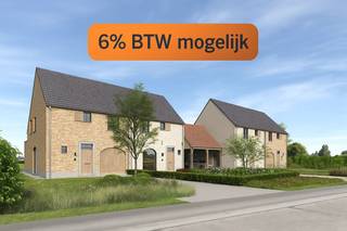 Ontdek deze charmante halfopen pastorijwoning (lot 2) in het groene, pittoreske Waasmunster.<br /><br />De woning wordt opgeleverd als ruwbouw-winddicht, waardoor je de afwerking volledig naar eigen smaak kan bepalen. Liever instapklaar? Een afwerkingsoptie is beschikbaar voor €135.000. Vraag ons naar de voorwaarden.<br /><br />Binnen biedt de woning een warme landelijke sfeer, met een ruime woonkamer en open keuken, berging, apart toilet, drie slaapkamers, een badkamer met ligbad en douche, een tweede toilet en een ruime zolder.<br /><br />Buiten geniet je van een grote tuin met terras en prachtig uitzicht op de natuur. Een carport en oprit zorgen voor voldoende parkeergelegenheid.<br /><br />Uniek extra: mogelijkheid tot aankoop van het achterliggende perceel van ca. 2.000 m² voor maximale privacy en ruimte.<br /><br />Een ideale gezinswoning op een rustige locatie, met volop mogelijkheden om je woonwensen waar te maken. Mis deze kans niet!
