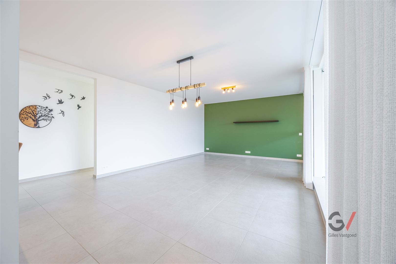 Lichtrijk en modern appartement met ruim terras - foto 3