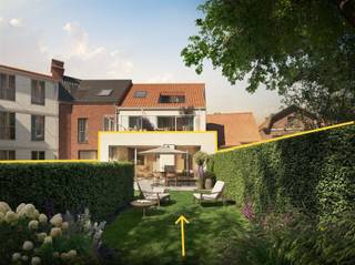 <p><span>GELIJKVLOERS</span><span>: een twee slaapkamer appartement in het hartje van Schilde, de werken van deze prachtige NIEUWBOUW project GUIBERTUS zijn zo goed als klaar. In een kleinschalig project met lift bevindt zich dit appartement op het gelijkvloers en omvat een inkomhal, gastentoilet, leefruimte met ingerichte open keuken voorzien van alle nodige toestellen, berging, wasplaats met aansluiting voor wasmachine en droogkast, 2 slaapkamers, een ingerichte badkamer, terras (21 m²) en een privatieve tuin (58m²). De indeling en afwerking wordt met u persoonlijk besproken. Hiervoor zijn budgetten voorzien in het lastenboek. De ondergrondse parking zorgt ervoor dat thuiskomen in alle comfort kan gebeuren, ondergrondse autostaanplaatsen zijn apart beschikbaar vanaf €30.000. </span></p><p><span> </span></p><p><span>Het woonproject Guibertus in het hartje van Schilde is een nieuwbouw met 3 verschillende, maar harmonieus op elkaar afgestemde typologieën. Elke gevel heeft zijn eigen persoonlijkheid. Van strak tot statig met een twist. In deze landelijke gemeente nabij Antwerpen is het aangenaam vertoeven. Schilde heeft voor ieder wat wils. Gezellig een terrasje doen, met de kinderen op pad, een fijne wandeling met vrienden. De mogelijkheden zijn eindeloos. Bakker, cafeetje, openbaar vervoer, u vindt het allemaal op korte wandelafstand. Liever er even tussenuit om te genieten van de natuur? Geniet van één van de vele parken die Schilde rijk is of breng een bezoek aan het Fort van 's-Gravenwezel of de Schans van Schilde. Wanneer u de gemeente toch wilt verlaten, bevindt de E34 zich vlakbij. De auto parkeert u via de autolift eenvoudig in de parkeergarage.</span></p><p><span> </span></p><p><span>Elke unit is met zorg ontworpen door het team van architect, ontwikkelaar en studiebureaus. Er is aandacht geschonken aan de ruimtelijke beleving waarbij de positie en grootte van de ramen zorgen voor een optimale lichtinval.</span></p><p><span>De appartementen zijn </span><span>hoogwaardig</span><span> afgewerkt. </span><span>Smart Home </span><span>- domotica garandeert meer leefcomfort vandaag en morgen. Geen gasfactuur meer dankzij </span><span>lucht-water warmtepompen.</span><span> </span></p><p><span>De afwerking en materialisatie van uw appartement worden verder toegelicht in het lastenboek </span></p><p><span>EXTRA's</span></p><p><span>De onverkochte appartementen hebben reeds in de schachten een kabel voor </span><span>zonnepanelen</span><span> klaargelegd. Op deze manier kunnen deze ook nog eenvoudig minstens 2 of meerdere zonnepanelen laten plaatsen. </span></p><p><span>Mogelijkheid tot het plaatsen van een </span><span>laadpaal.</span><span> </span></p><p><span>Regenwaterput</span><span> aanwezig en wordt gebruikt voor de toiletten van het hele gebouw. </span></p><p><span>De zone vooraan het gebouw (vanaf de voorgevel) zal netjes aangelegd worden.</span></p><p><span> </span></p><p><span>DE TROEVEN</span></p><p><span>- Uitmuntende ligging met alle faciliteiten en openbaar vervoer vlakbij</span></p><p><span>- E34 eenvoudig te bereiken</span></p><p><span>- Ruime terrassen of een fijne stadstuin</span></p><p><span>- Duurzame materialen en technieken</span></p><p><span>- Energie-zuinige BEN appartementen</span></p><p><span>- CO 2 neutrale warmtepompen en mogelijkheid tot vloerkoeling</span></p><p><span>- High-end afwerking met parket en vloerverwarming</span></p><p><span>- Balansventilatie (type D) aanvoer verse lucht en afvoer vochtige lucht</span></p><p><span> </span></p><p><span> </span></p><p><span> </span></p><p><span>Prijzen zijn vermeld excl. kosten, registratie op de grondwaarde en btw op de constructiewaarde, notariskosten en ereloon, aansluitingskosten nutsvoorziening.</span></p><p><span>Contacteer ons voor bijkomende info of plan alvast bij ons op kantoor uw afspraak! www.buytaertimmo.be.</span></p><p><span> </span></p><p><span> </span></p>
