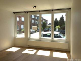Stijlvol gelijkvloers appartement met tuin in een kleinschalig gebouw in rustig gelegen buurt.Het appartement werd volledig gerenoveerd en modern...