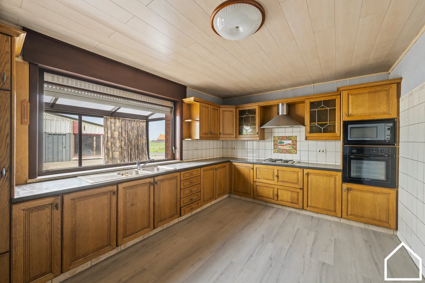 WONING MET LOODS TE KOOP IN LANGEMARK - foto 4