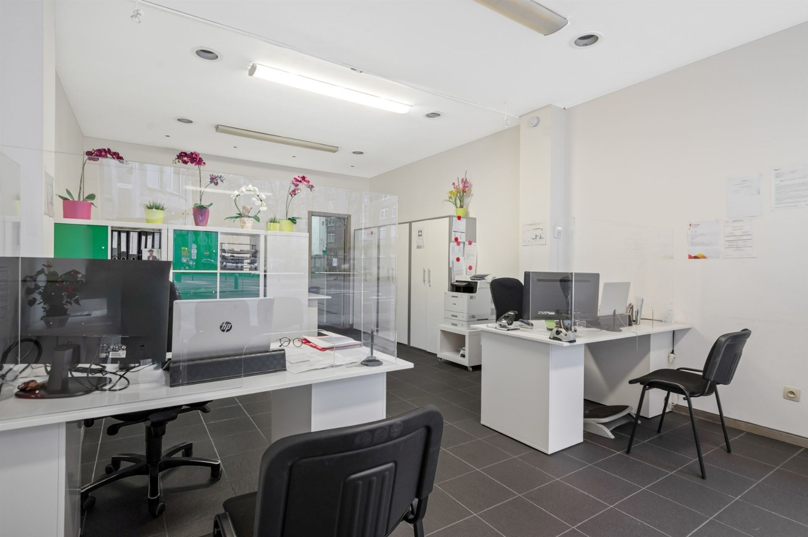 Commercial for sale in Antwerp - photo 3