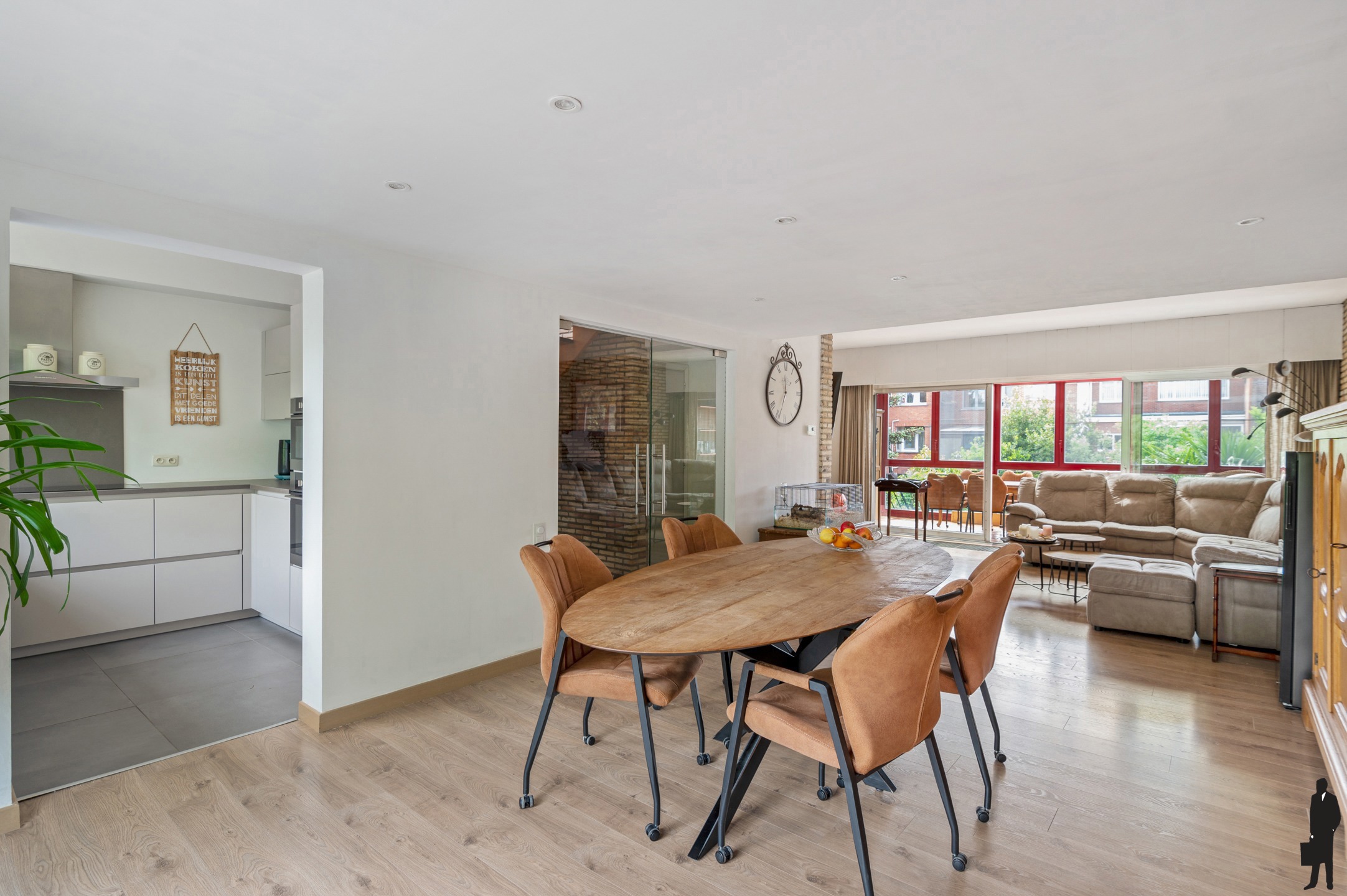 Welgelegen zeer energiezuinige woning met 5 slpks en Z-tuin - foto 3