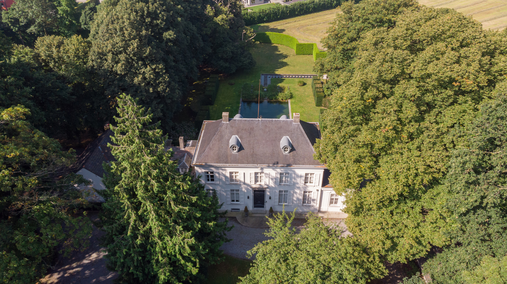 EXCLUSIEVE LANDHUIS EN PARKDOMEIN BERGENHOF - foto 3