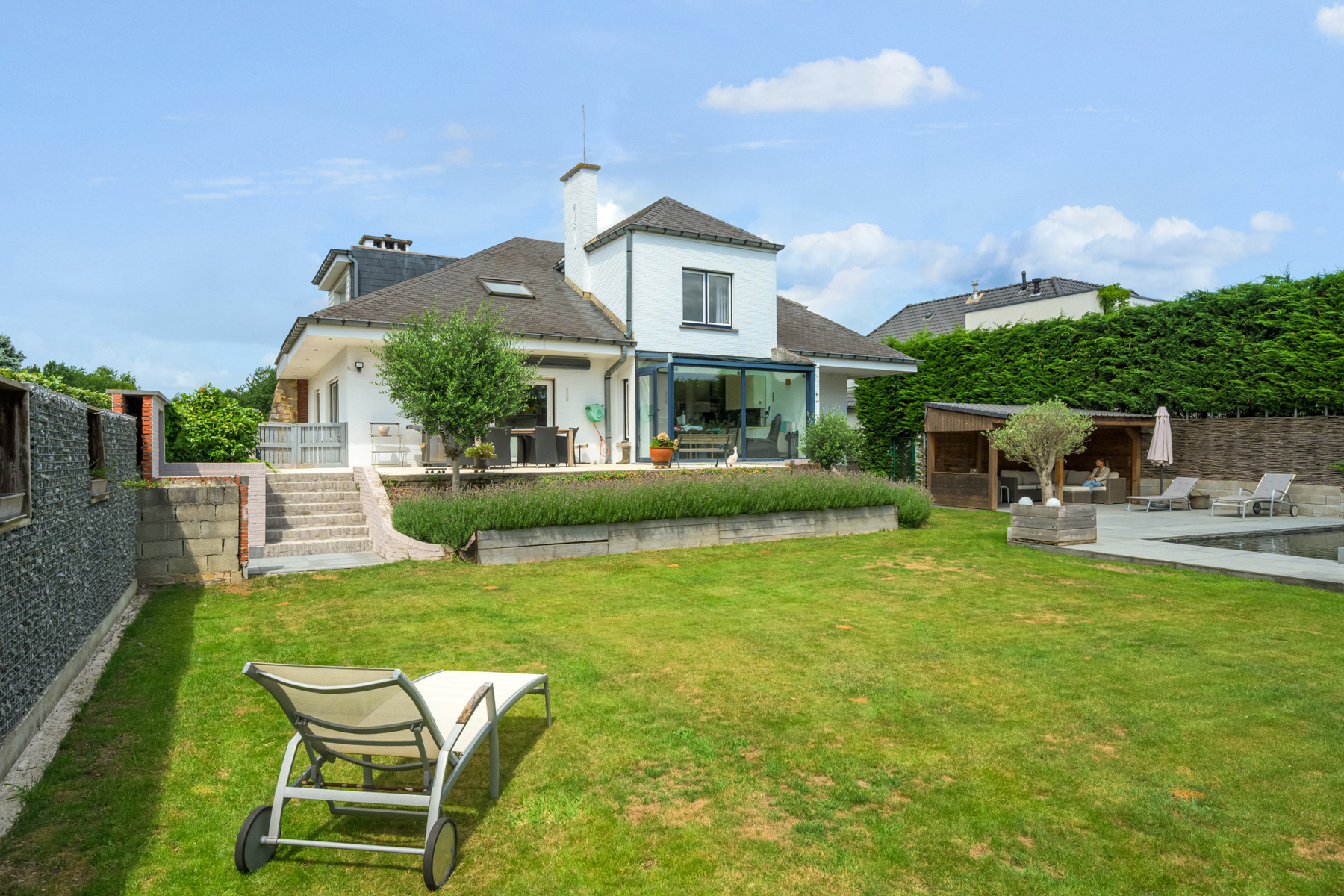 Statige villa: 6 slpk’s met tuin &amp; praktische loods ! - foto 4