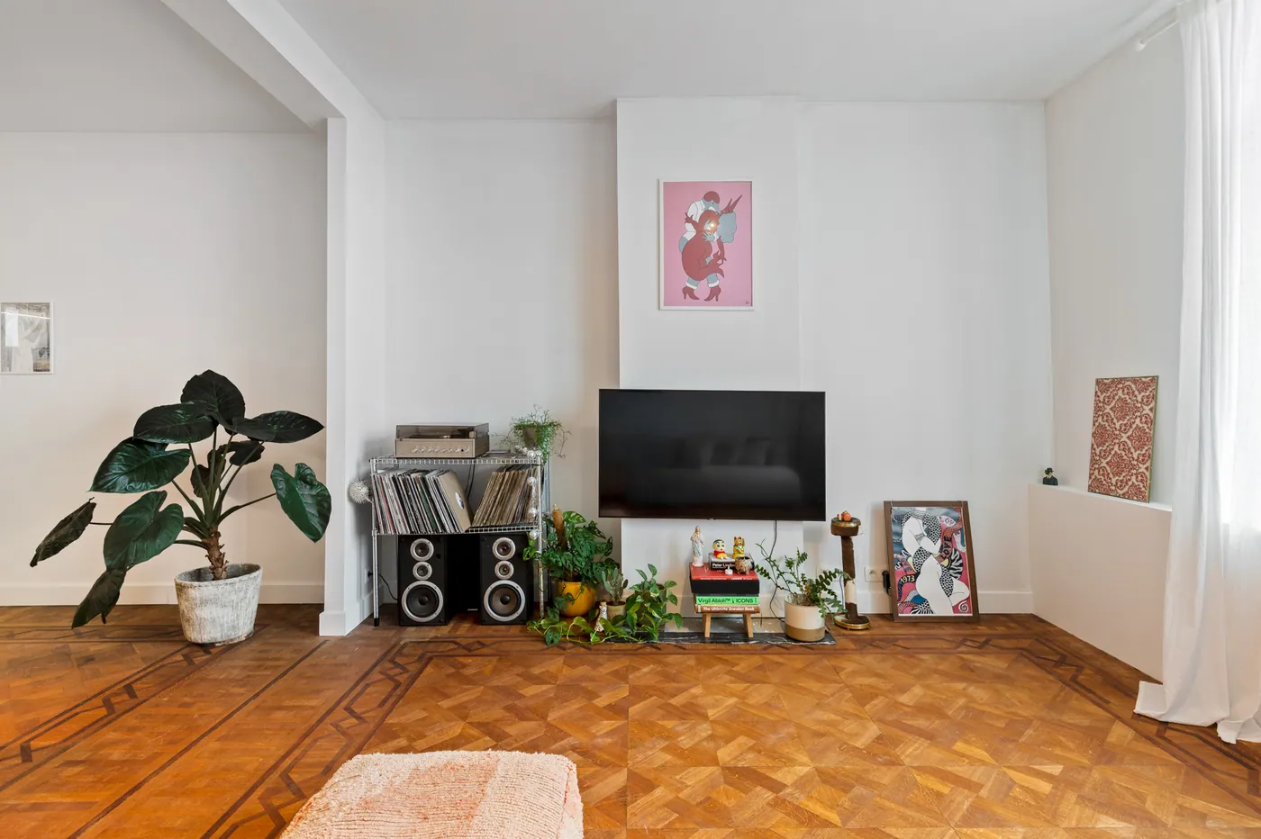 Ruim en charmant appartement met 2 slaapkamers en terras op fantastische ligging! - foto 5