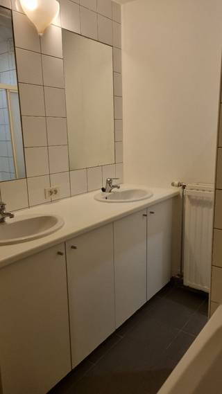Ruim appartement met 3 slaapkamers gelegen aan Zuidpark te Gent...