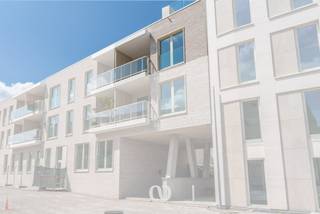 Ben jij op zoek naar een prachtig gelegen en volledig instapklaar appartement in Oudenaarde met zicht op de vernieuwde jachthaven?...