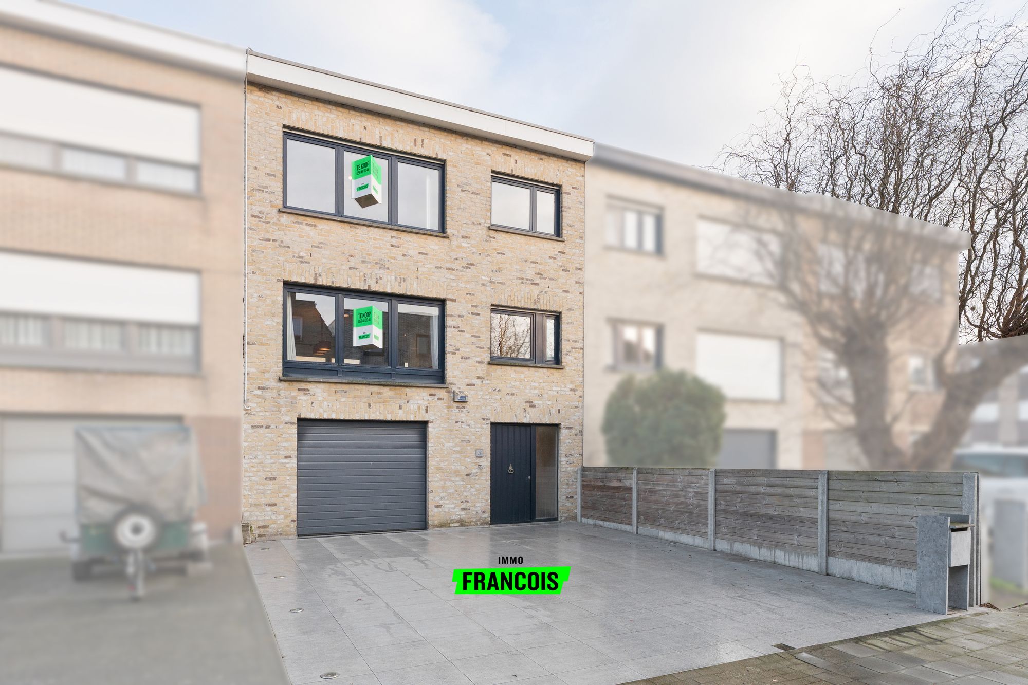 Ruime bel-étage rijwoning op wandelafstand van het centrum te koop in Wenduine - foto 1