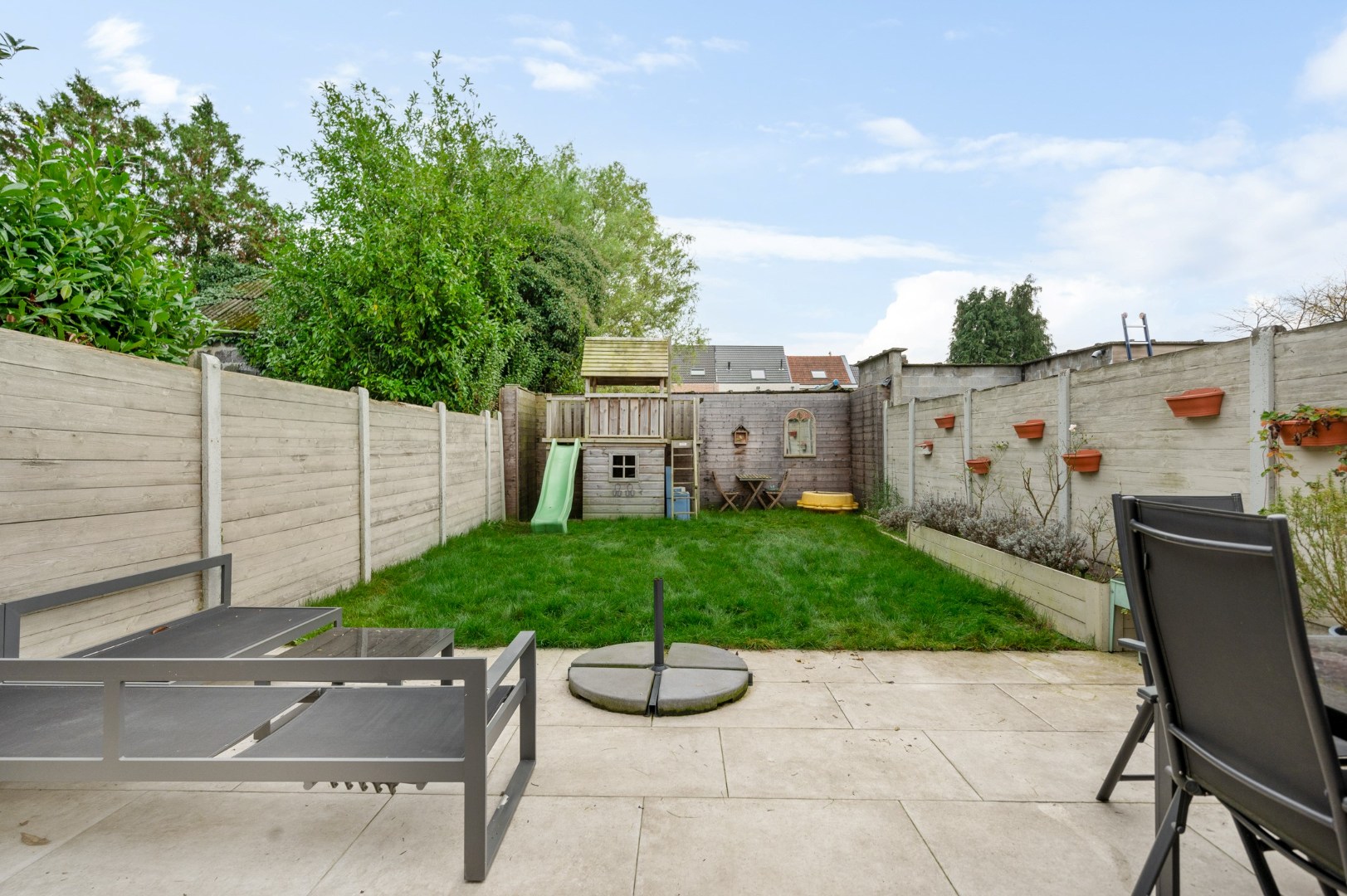 Prachtige woning met 4 slaapkamers op toplocatie - foto 4