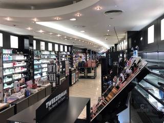 POP-UP, minstens 6 maanden. Winkelpand op een topligging.  Met buren als INNO, Kruidvat, Paradisier, Standaard Boekhandel... profiteer je mee van...