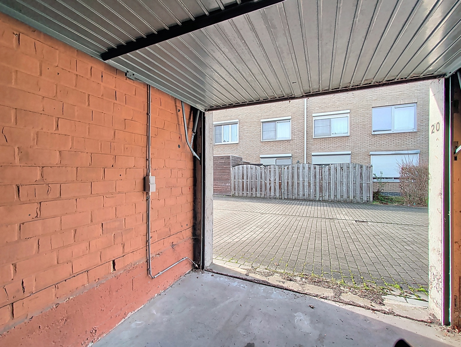 DROGE GARAGEBOX IN 'BUIZEGEM' - foto 5