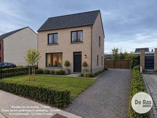 HELDERGEM - Bouwgrond voor halfopen bebouwing <br /><br />Zeer rustig gelegen bouwgrond voor halfopen bebouwing, in een klein straatje vlak bij het dorp. Met een perceelbreedte van 10 meter en een gunstige ligging nabij invalswegen en winkels biedt dit de ideale combinatie van rust en bereikbaarheid.<br /><br />Voor meer informatie kan u ons steeds contacteren (053/60.65.60).