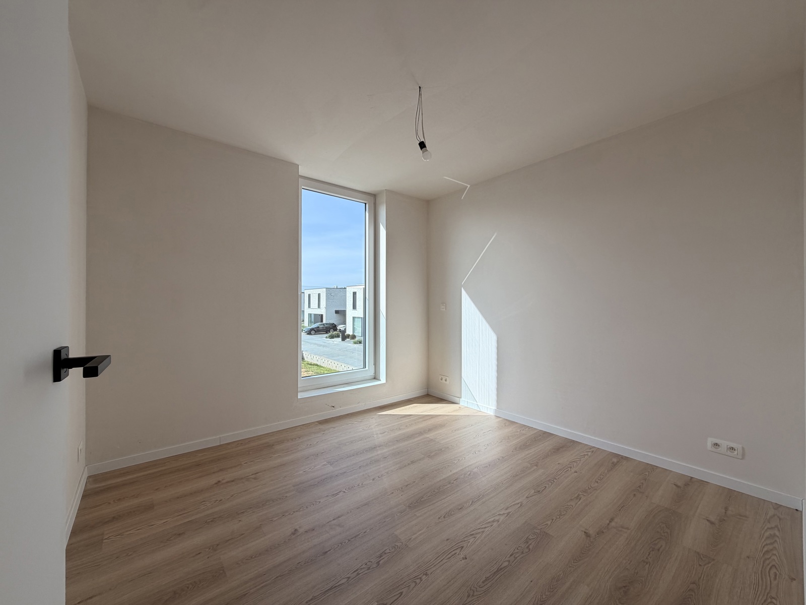 Unieke nieuwbouwwoning met moderne afwerking! - foto 4