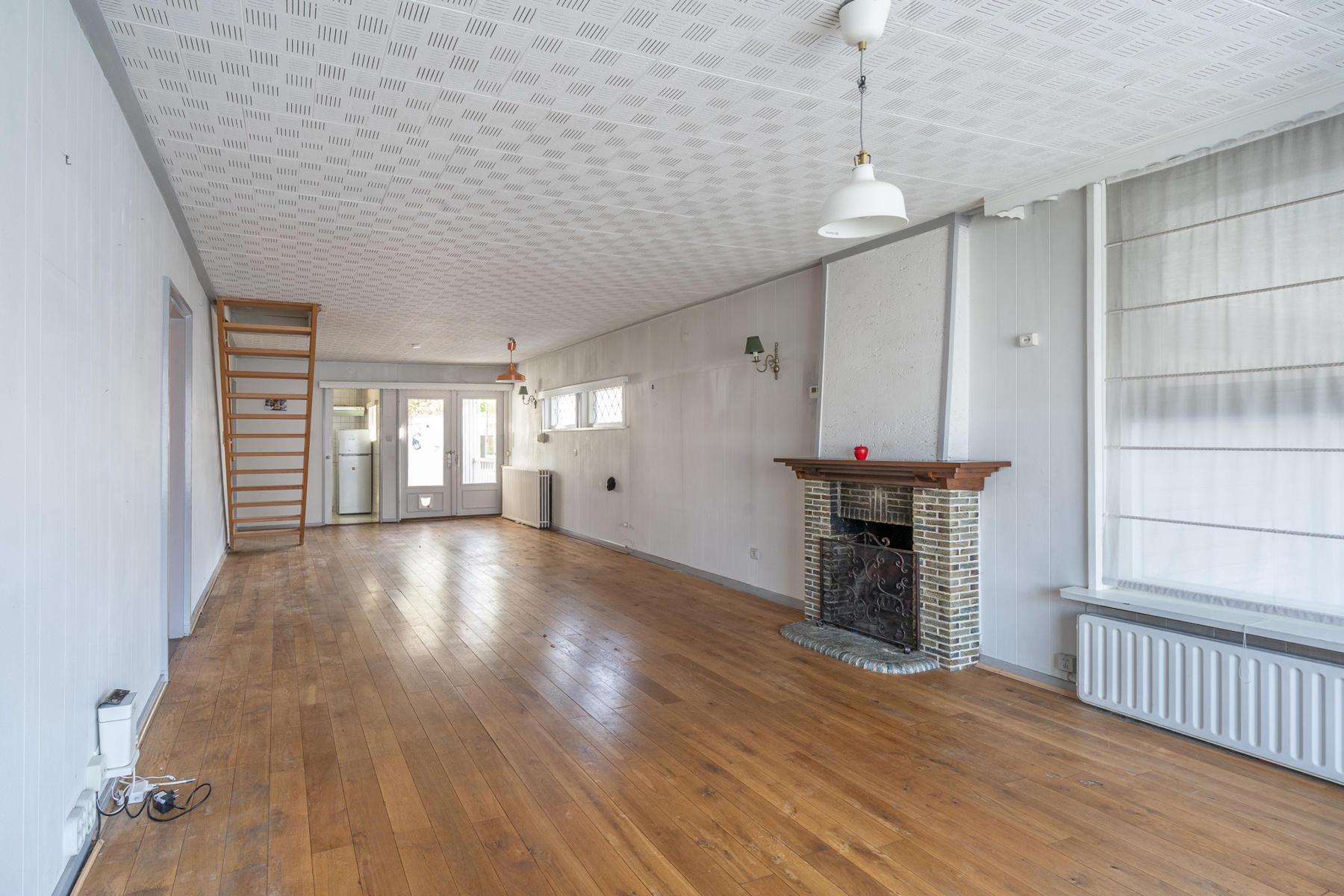 GEZINSWONING MET GROTE TUIN, GARAGE EN POTENTIEEL - foto 4