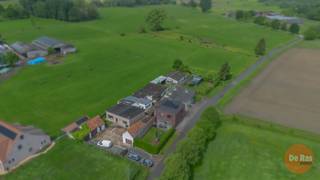 HOFSTADE - Charmante gelegen woning met bijgebouwenEERSTE BEZOEKDAG ZATERDAG 06/06 VAN 9U TOT 12U (enkel op afspraak!)In een bijzonder rustige en...
