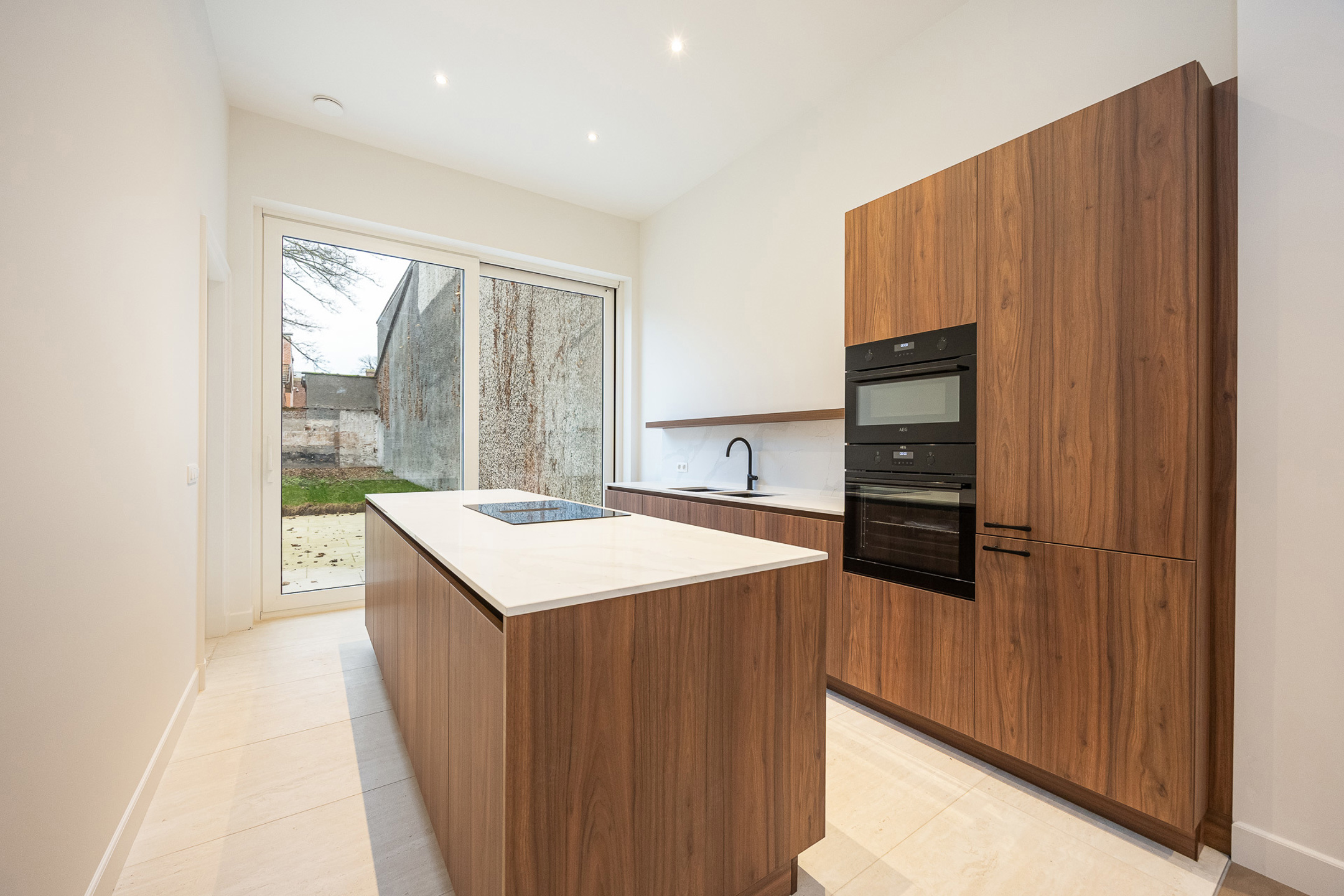 Huis te koop in Turnhout met 4 slaapkamers - foto 2