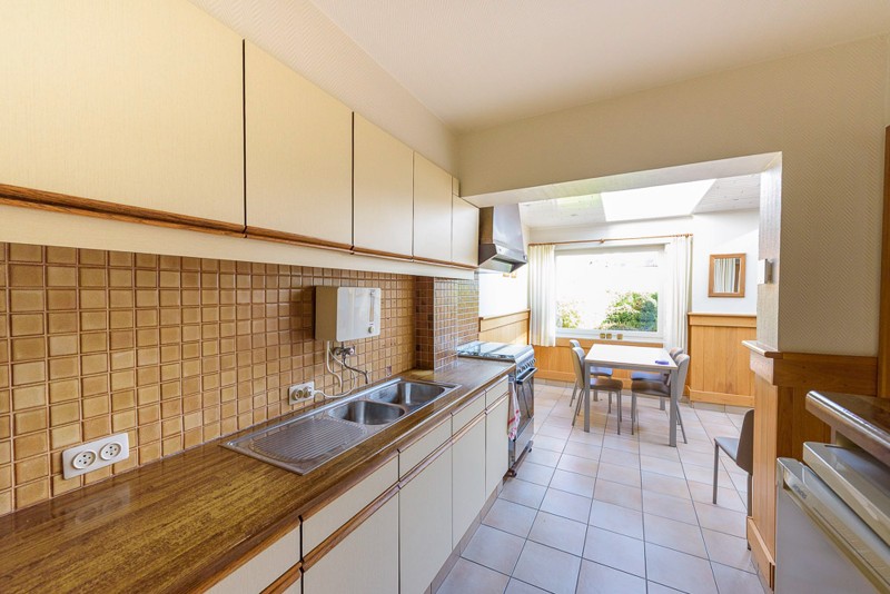 Rustig gelegen rijwoning met potentieel - foto 5