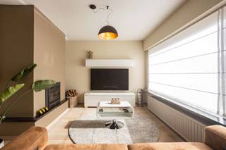 TE KOOP IN ASTENEOntdek deze instapklare woning, recent vernieuwd (enkel de badkamer dient nog opgefrist te worden), gelegen in het centrum van...