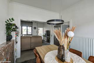 VERRASSEND, KARAKTERISTIEKE WONING IN HALFOPEN BEBOUWING MET 4 SLAAPKAMERS IN BALEN*** Bekijkt U deze woning via een aanverwante website? Surf dan...