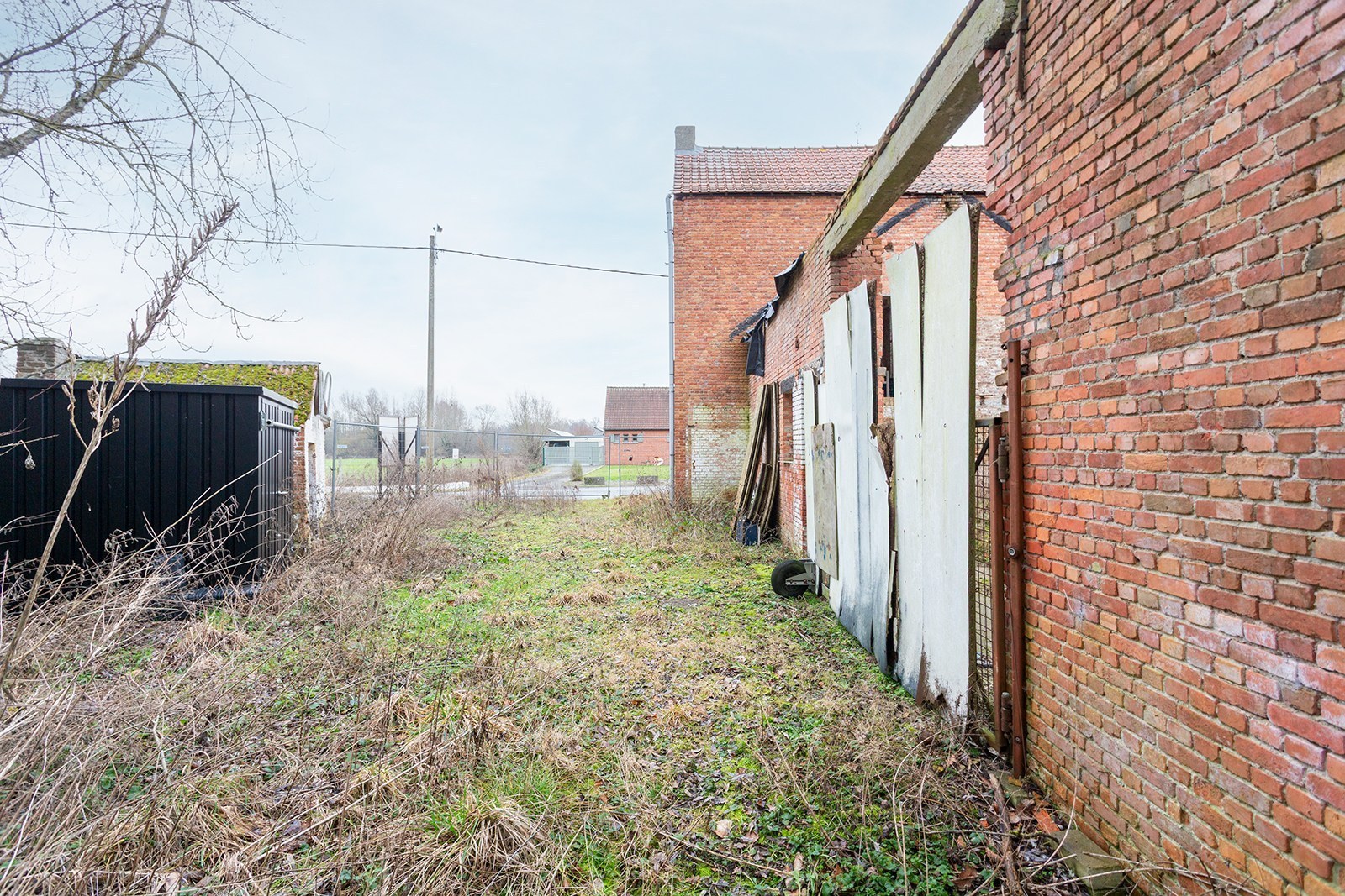 Te renoveren woning met enorm potentieel in het groene Kapelle-op-den-Bos - foto 3