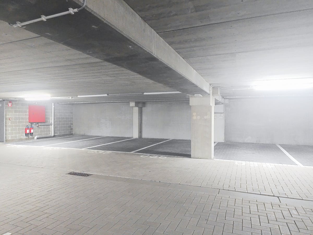 3 autostaanplaatsen te koop nabij station van Blankenberge - foto 3