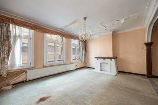 Herenhuis met magazijn en stadstuin op toplocatie, vlak bij Stadspark en MeirPal in het centrum, met zeeën van ruimte én mogelijkheden? Dit is je...