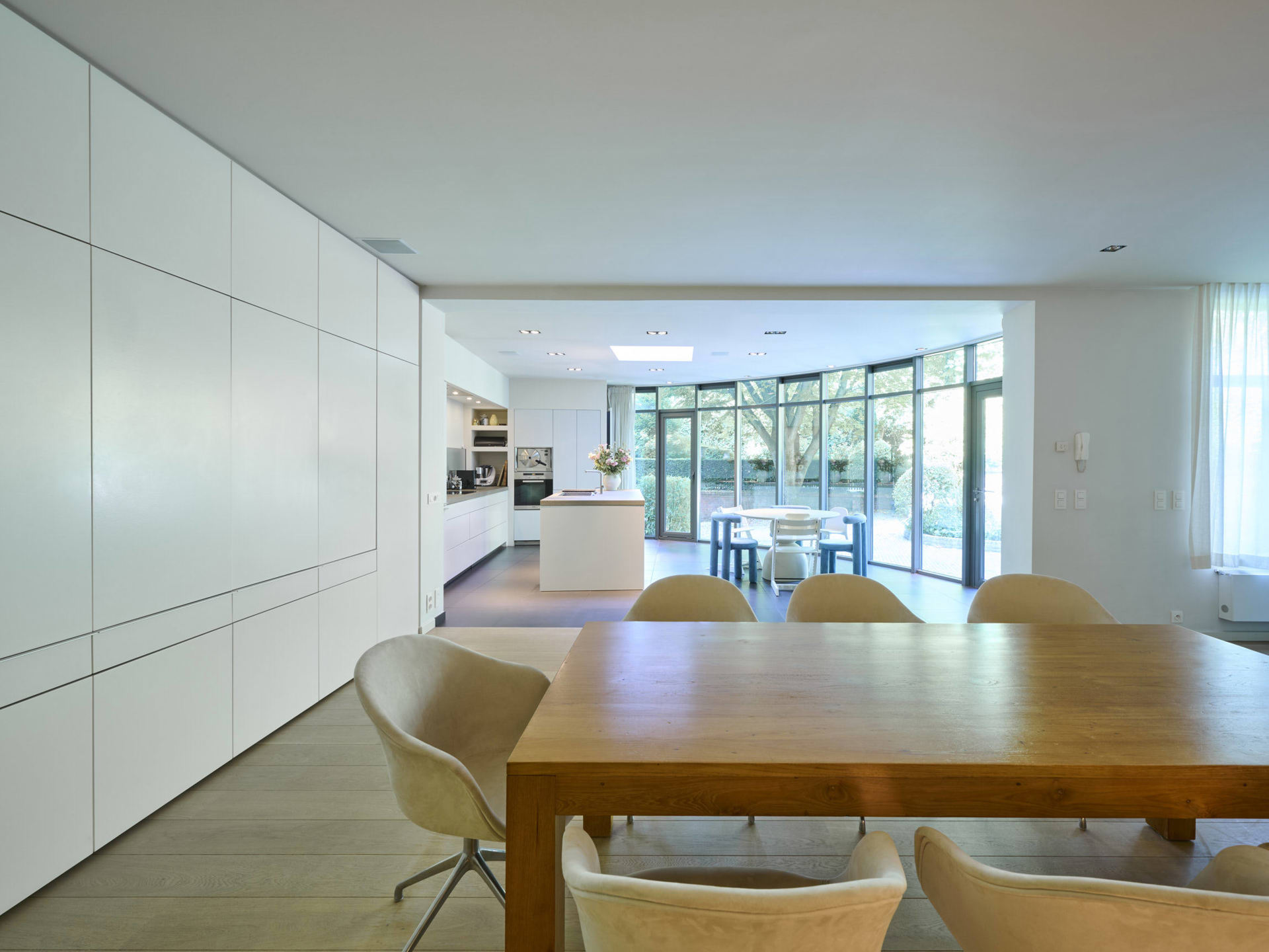 Apartment for sale in Ixelles with 5 bedrooms - photo 3