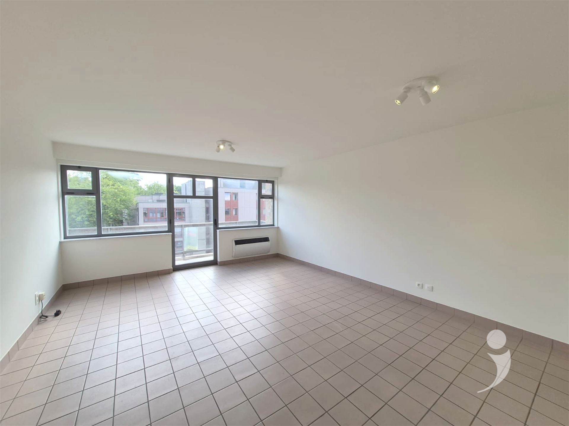 1 - slaapkamer appartement op strategische locatie - foto 4