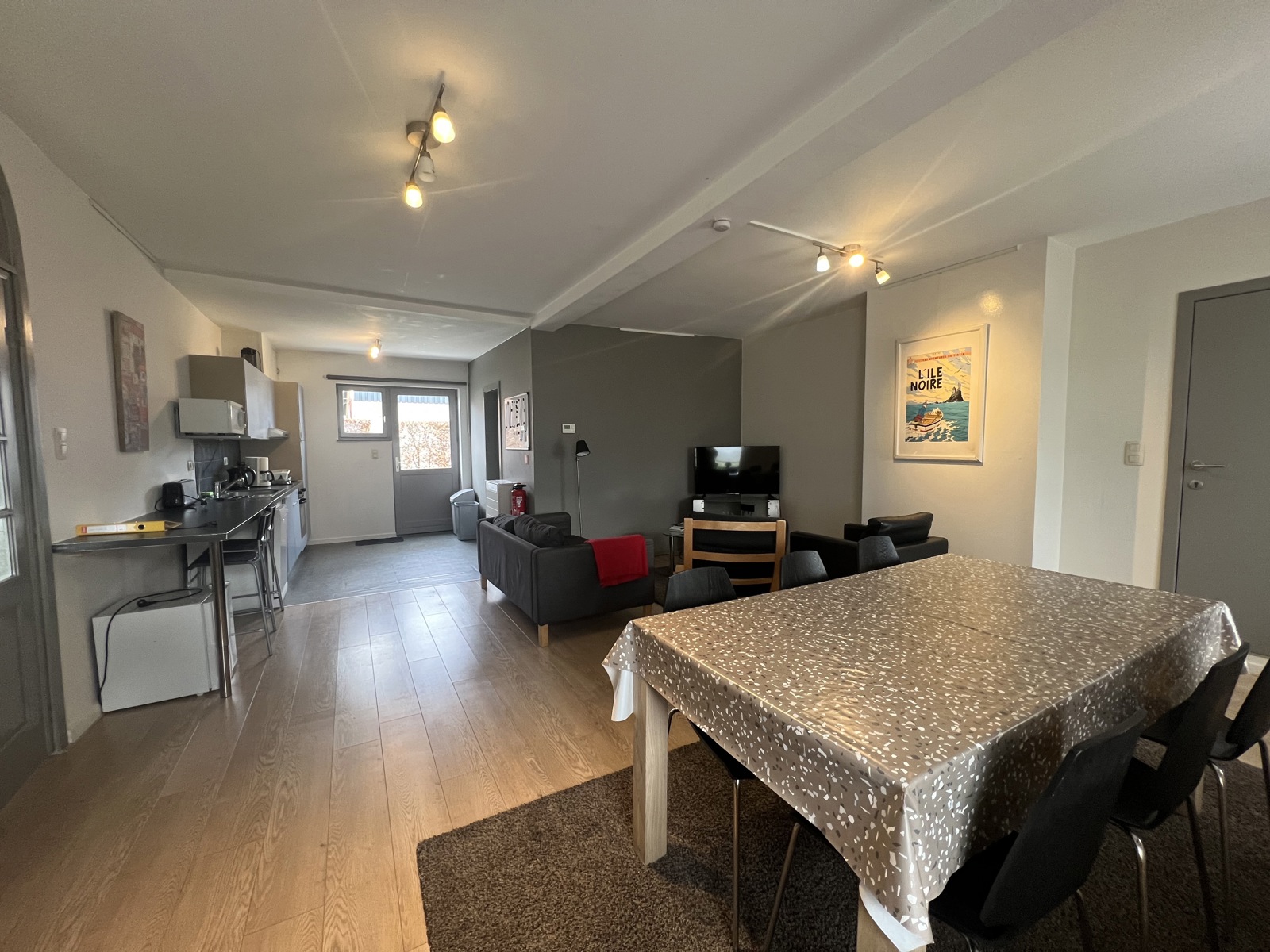 Huis te huur in Sint-Pieters-Rode met 2 slaapkamers - foto 4