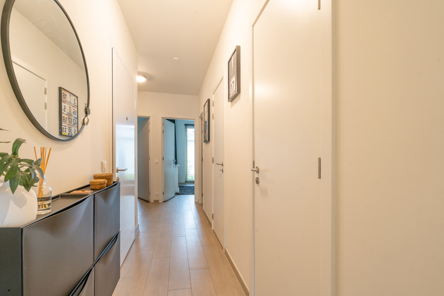 RECENT GELIJKVLOERS APPARTEMENT IN CENTRUM KAPELLEN - foto 4