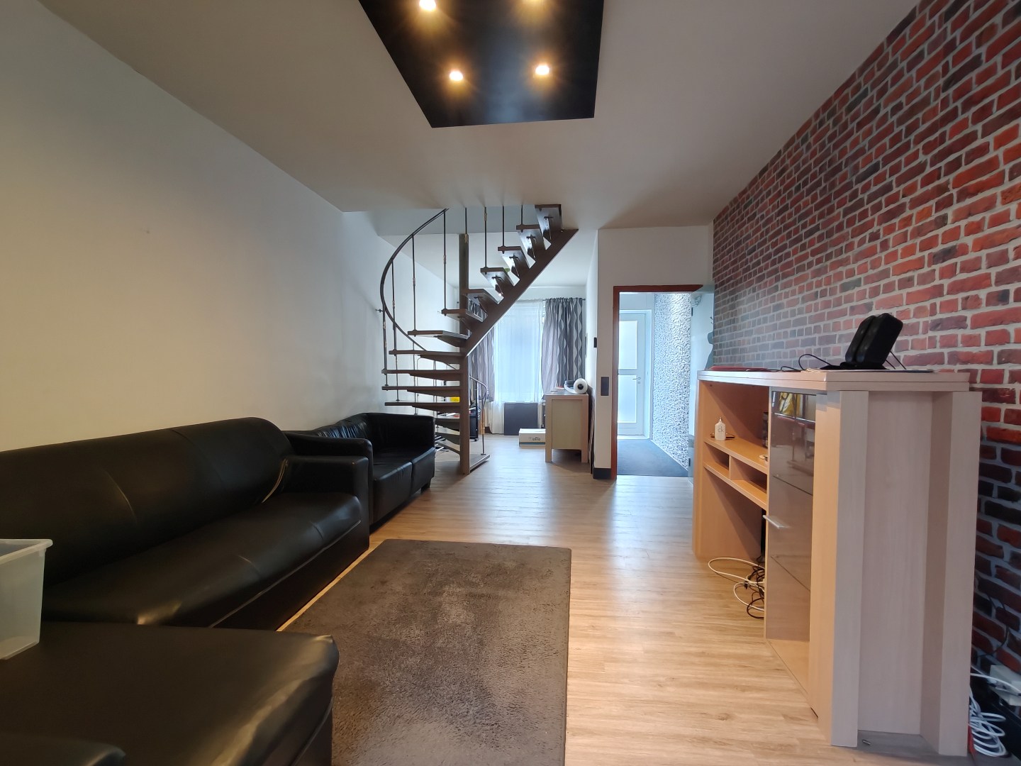 Woning met tuin en zonnepanelen te Lokeren - foto 4