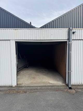 Garage for rent in Waregem
