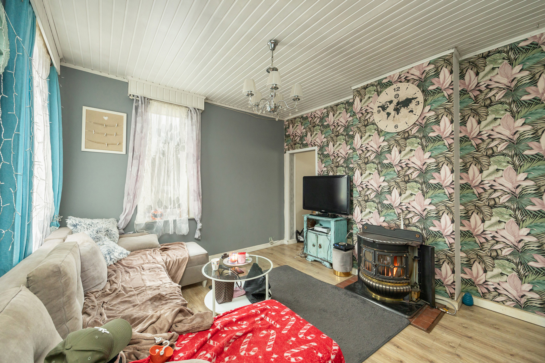 Halfopen woning met potentieel op gunstige locatie - foto 5