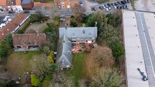 LIGGINGDe Louis Leynstraat is een rustige, residentiële straat in Roeselare, geliefd om haar vlotte bereikbaarheid, nabijheid van winkels,...