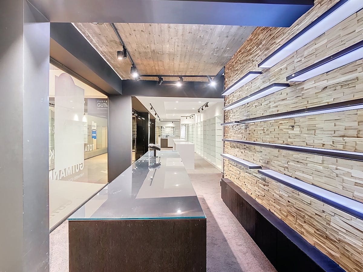 Kantoor/praktijkpand van ca. 238m² in het centrum van Roeselare. - foto 4