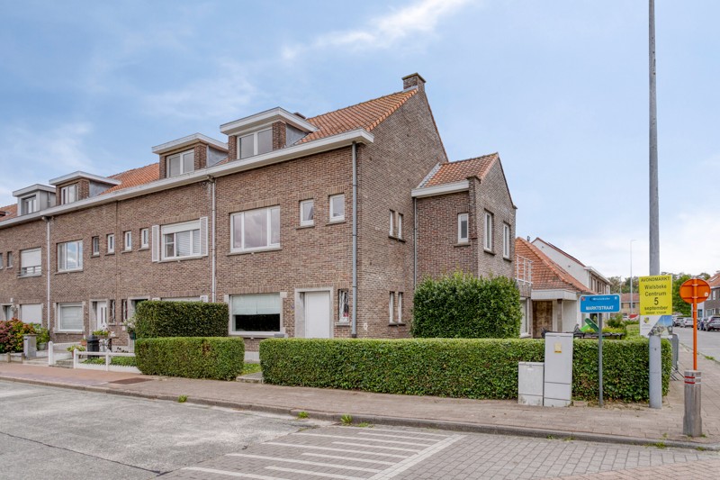 Maison à vendre à Wielsbeke avec 5 chambres - photo 1