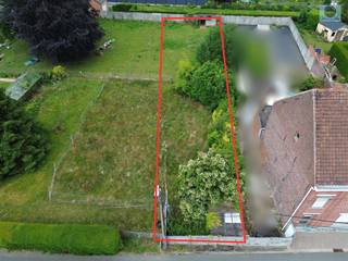 <p><span>IDEALLY LOCATED PLOT OF LAND FOR A HOB.</span></p><p><span>Asking price: 142,500 euros</span></p><p><span> </span></p><p><span>This lot is located in the quiet town of Idegem along Radenberg, to the left of number 14, yet close to schools and public transportation.</span></p><p><span> </span></p><p><span>Lot 1 on the plan.</span></p><p><span> </span></p><p><span>This lot features a west-facing garden.</span></p><p><span> </span></p><p><span>The plot area is: 573.93 m².</span></p><p><span> </span></p><p><span>At the bottom, construction is permitted to a depth of 15 m on a width of 7.56 m; at the top, 12 m on a width of 7.55 m.</span></p><p><span> </span></p><p><span>In short, an ideally located plot of land to build your dream home.</span></p><p><span> </span></p><p><span>If you are interested or would like more information, please contact Dylan at 0489/54.69.99 or email Dylan@svena.be</span></p><p><span> </span></p><p><span> </span></p><p><span>Urban planning extract/information pending!</span></p><p><span> </span></p><p><span>This information is for informational purposes only, and we cannot be held liable for any inaccuracies.</span></p><p><span>The living area is for illustrative purposes only.</span></p><p><span> </span></p>