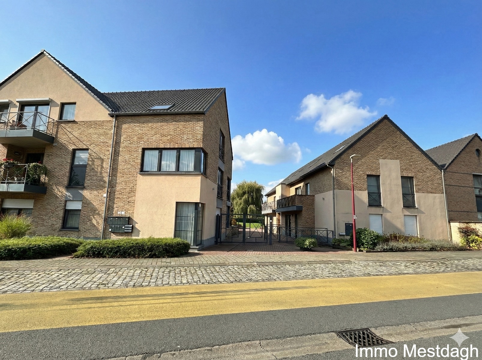 Goed onderhouden gelijksvloers appartement met terras in Schulen - foto 2