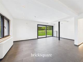 Découvrez cette belle maison située au 13 Rue des Sports à Léglise (Mellier), offrant 139m² de surface habitable (hors cave), implantée sur...