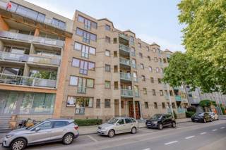 Dit gelijkvloers appartement bevindt zich in de goed onderhouden residentie Tessenhof, ligt op wandelafstand van het historische centrum van...