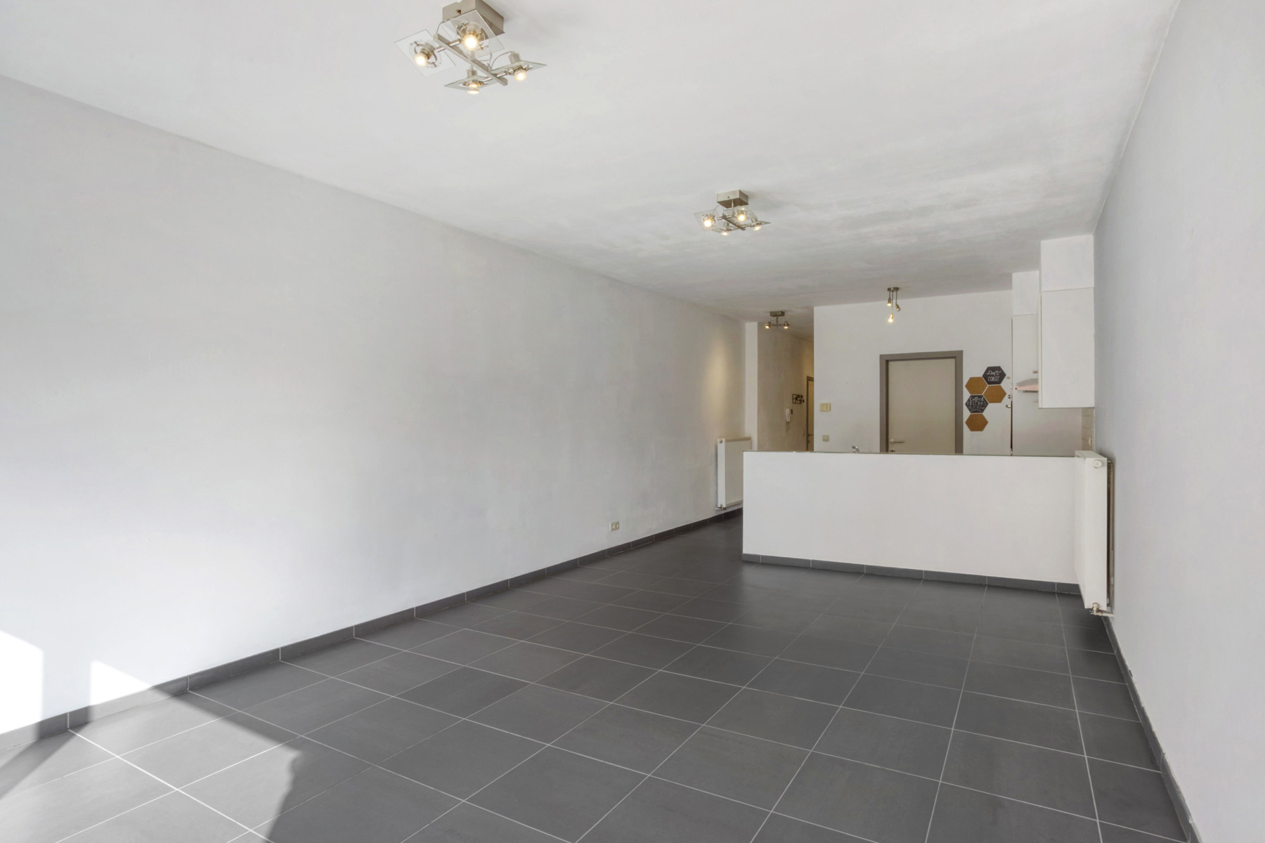 Gelijkvloers app. (1 slaapkamer) INCL. staanplaats &amp; berging - foto 3