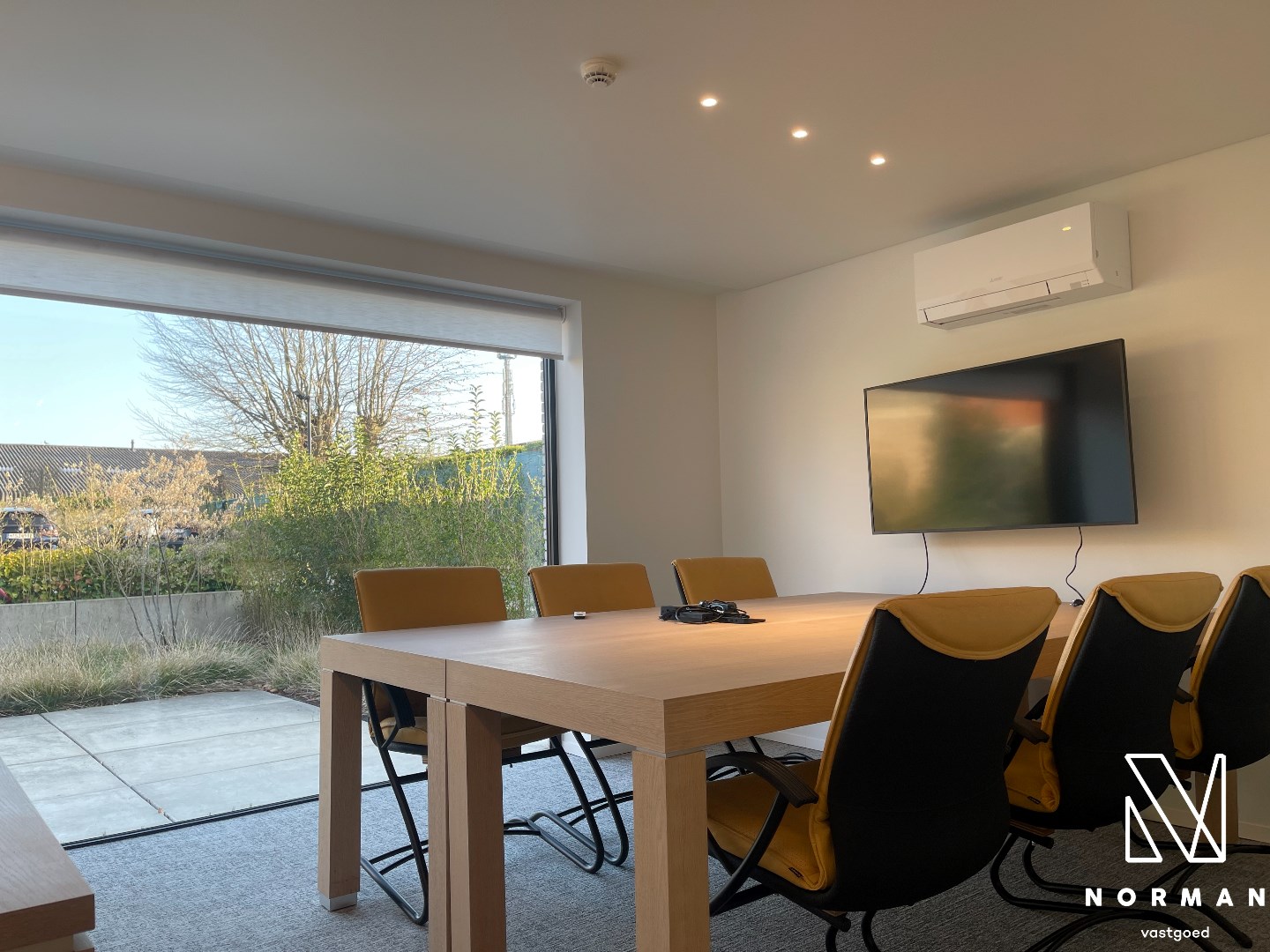 Te huur: Modern en volledig ingericht kantoor – 233 m² in Kuurne - foto 4