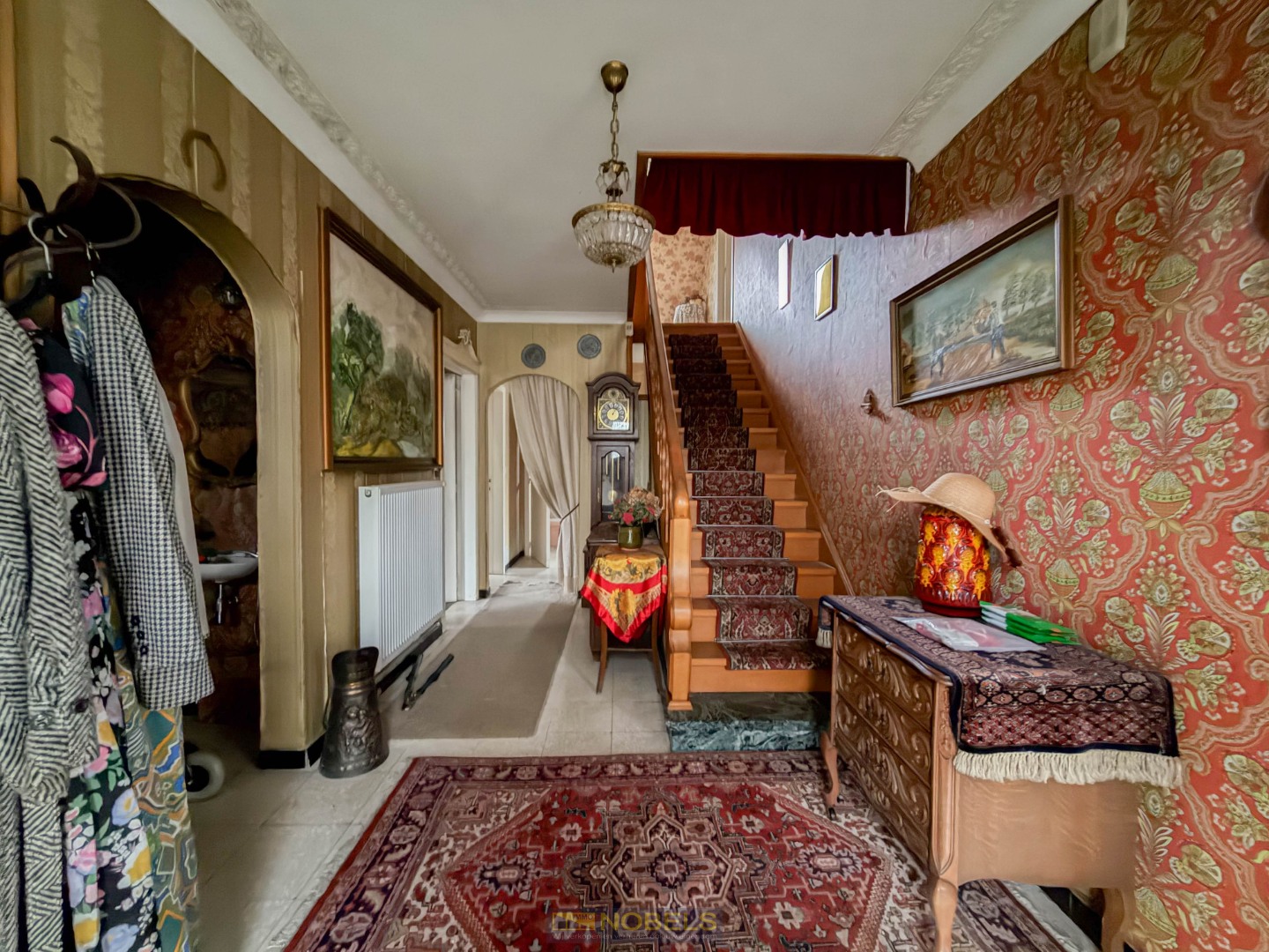 Te koop, Charmante villa met renovatiepotentieel op topligging te Zulte! - foto 4