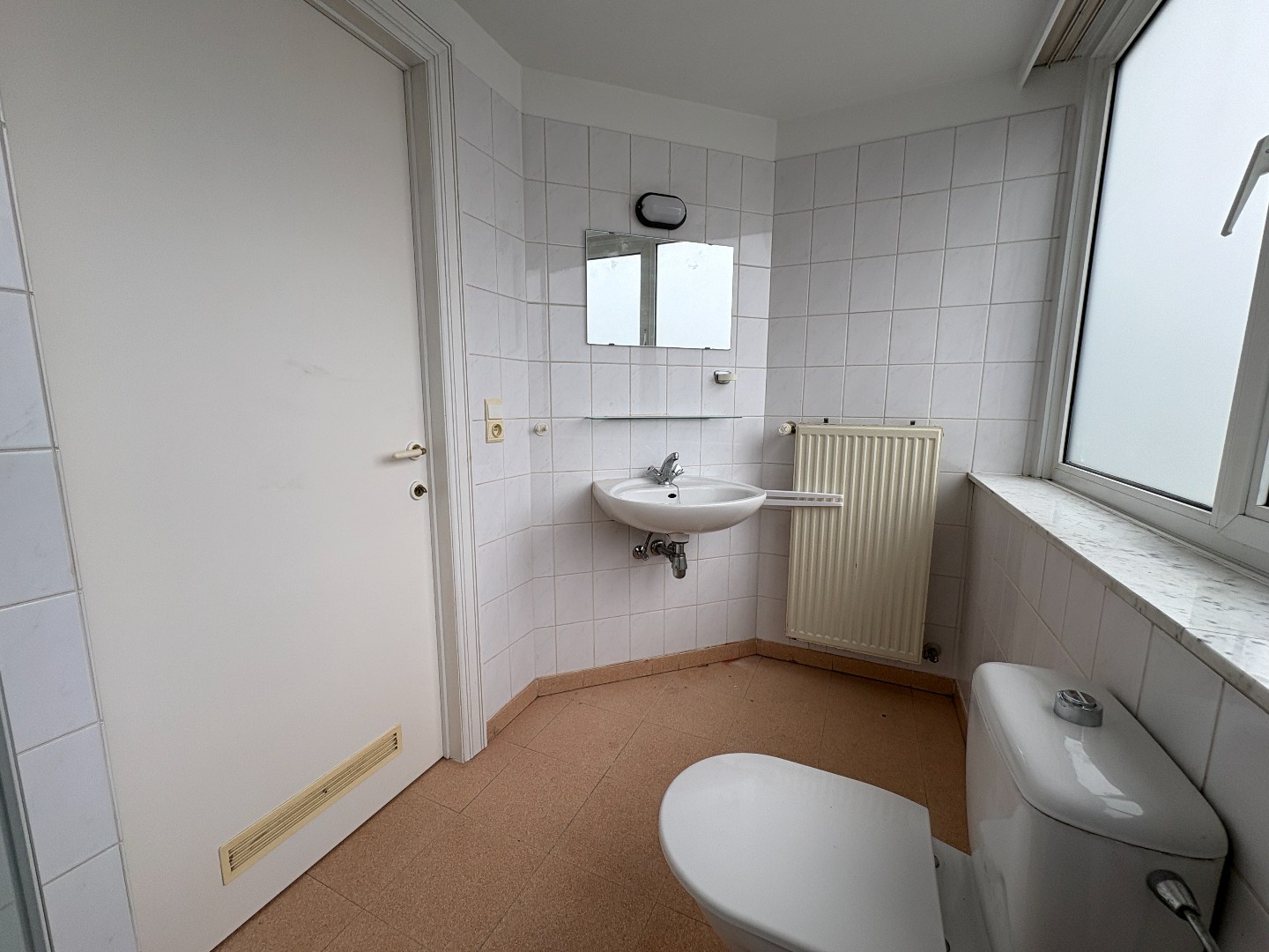 Ruime studio met groot terras en garagebox! - foto 5