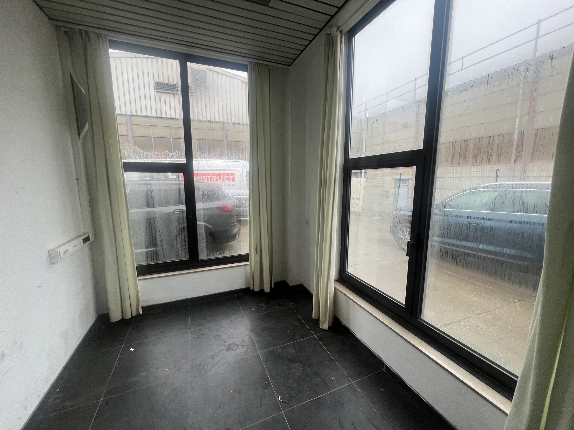 Commercial à louer à Houthalen-Helchteren - photo 5