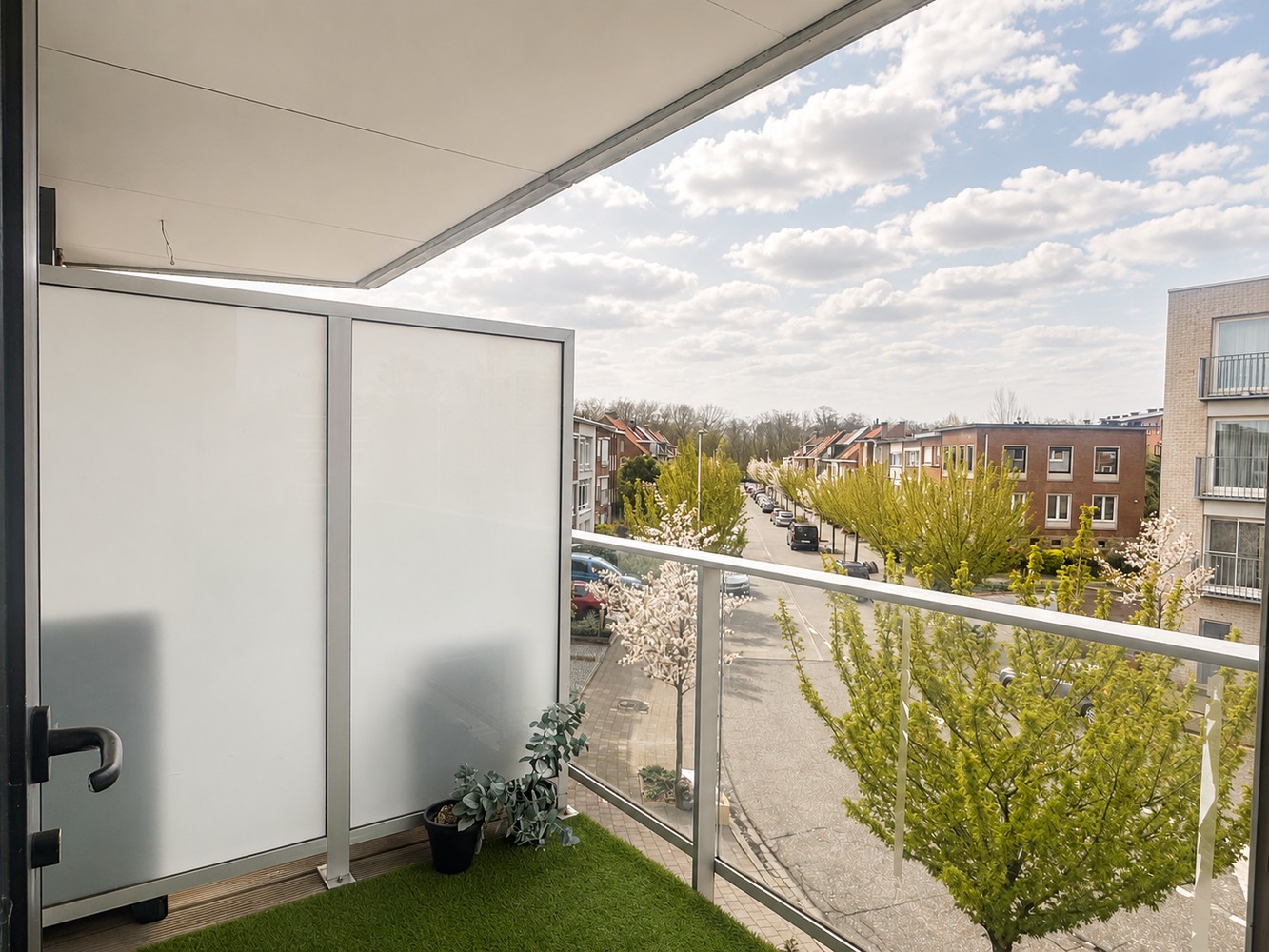 Mooi, modern appartement met 2 slaapkamers & lift op centrale locatie in Boom - foto 2