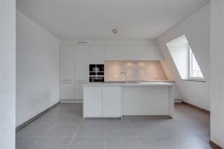 Het appartement bevindt zich in de recente en prachtige parkresidentie Dr. Boon in hartje Vosselaar, op wandelafstand van scholen, openbaar...