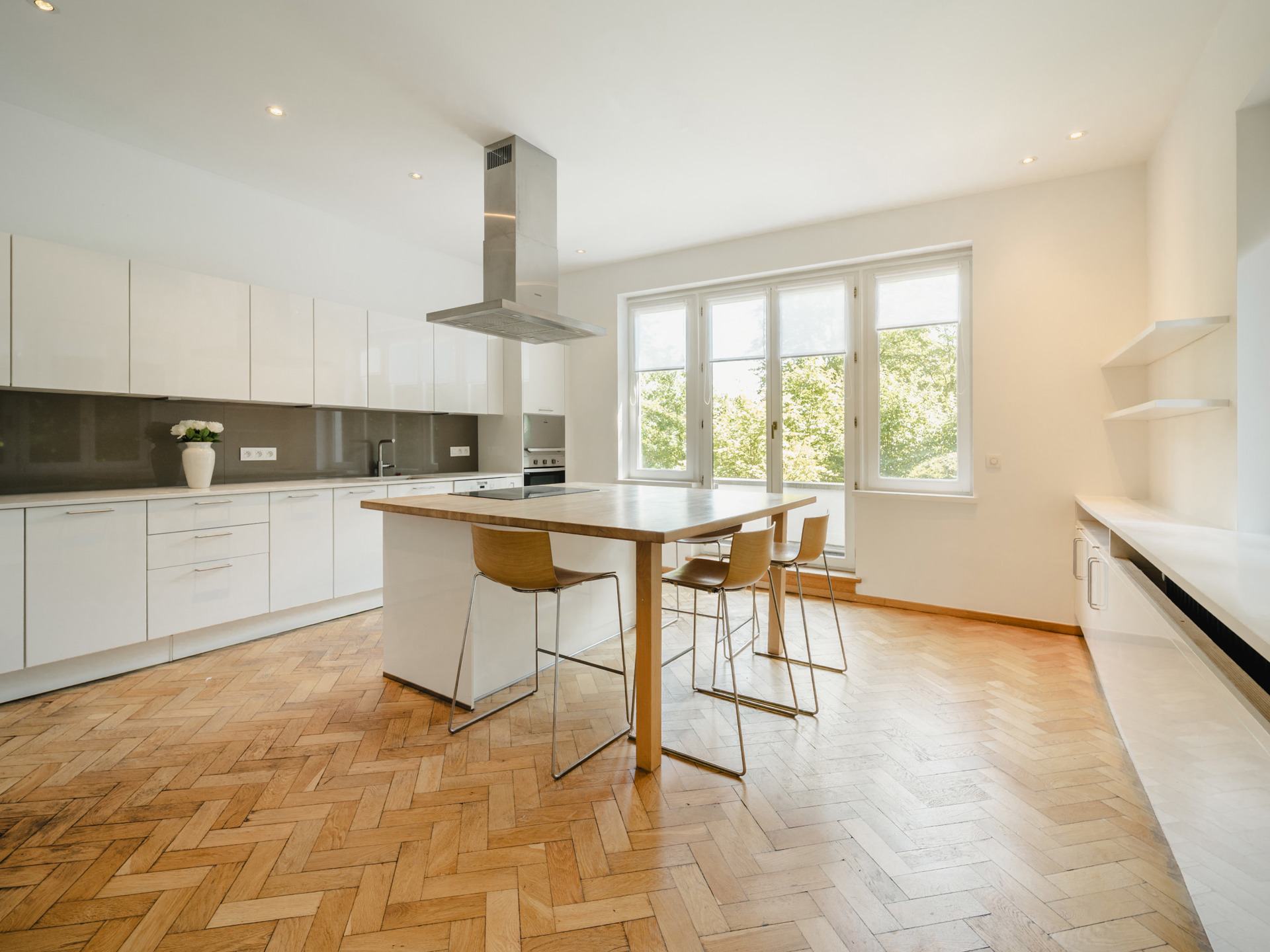 House for rent in Uccle with 4 bedrooms - photo 4