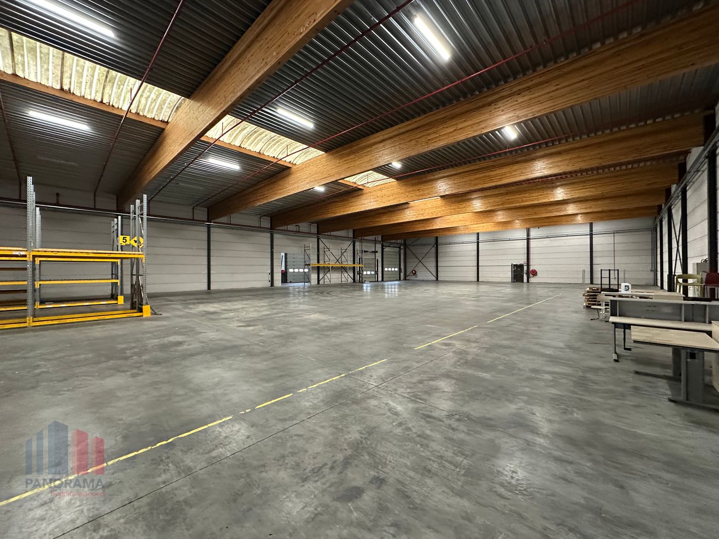 Bedrijfsgebouw te huur langs de E17 in Deerlijk - foto 5